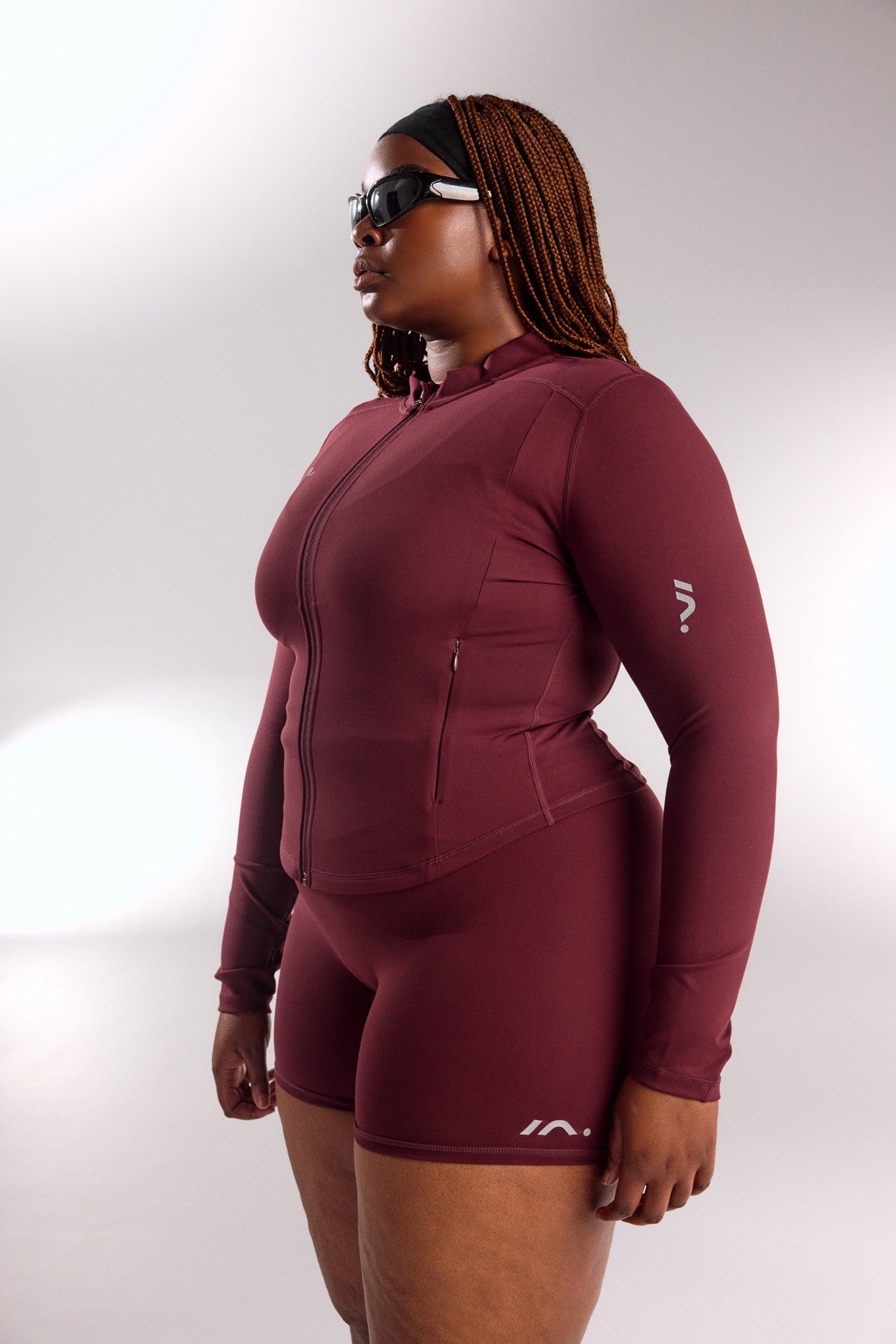 FORM JACKET DEEP CHERRY