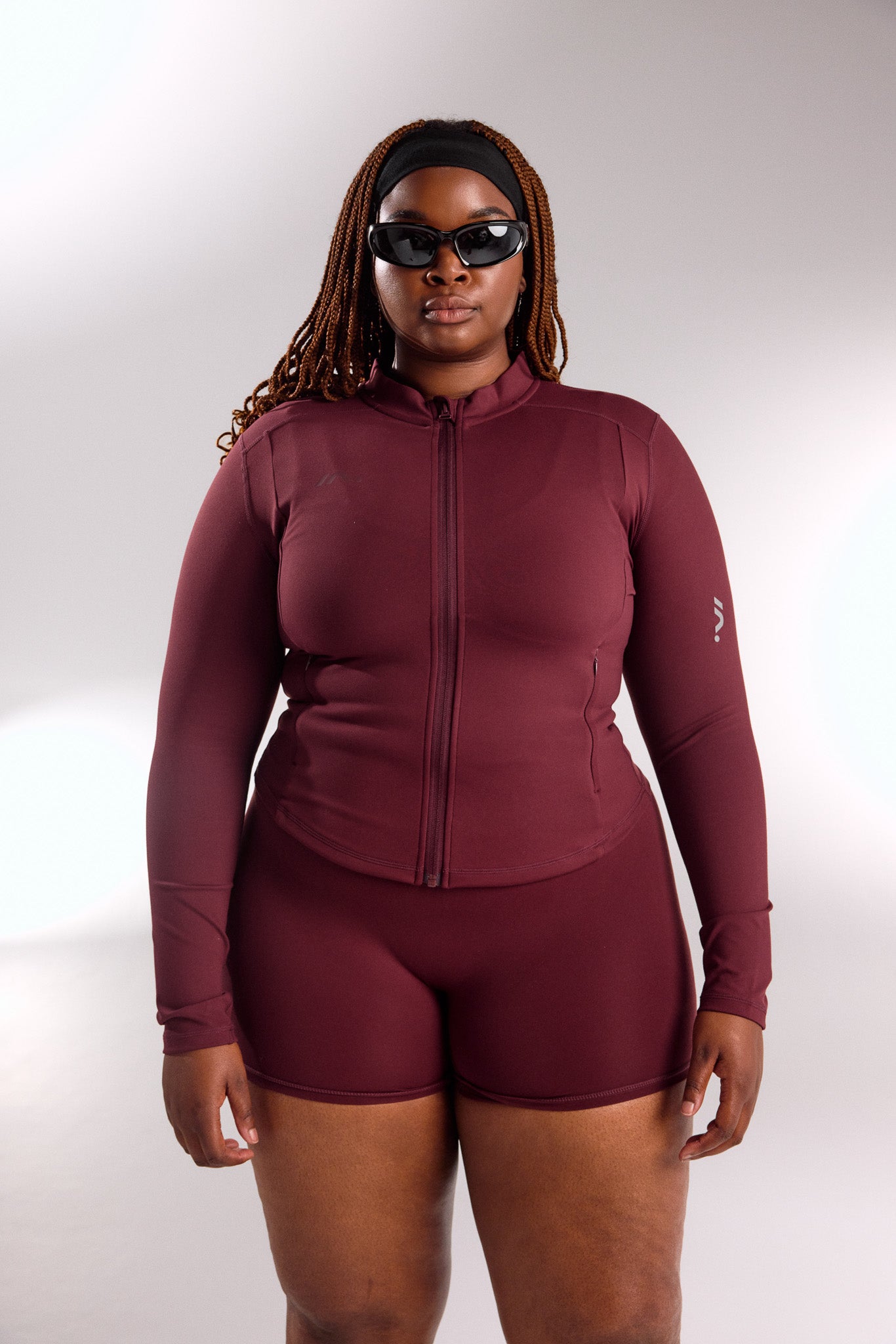 FORM JACKET DEEP CHERRY