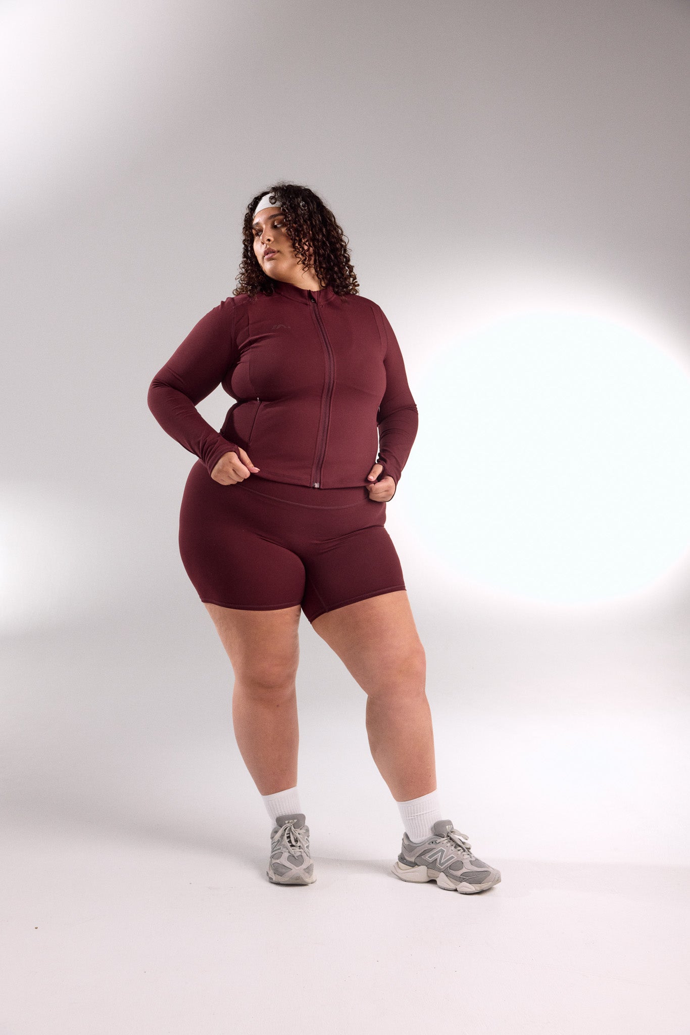 FORM JACKET DEEP CHERRY