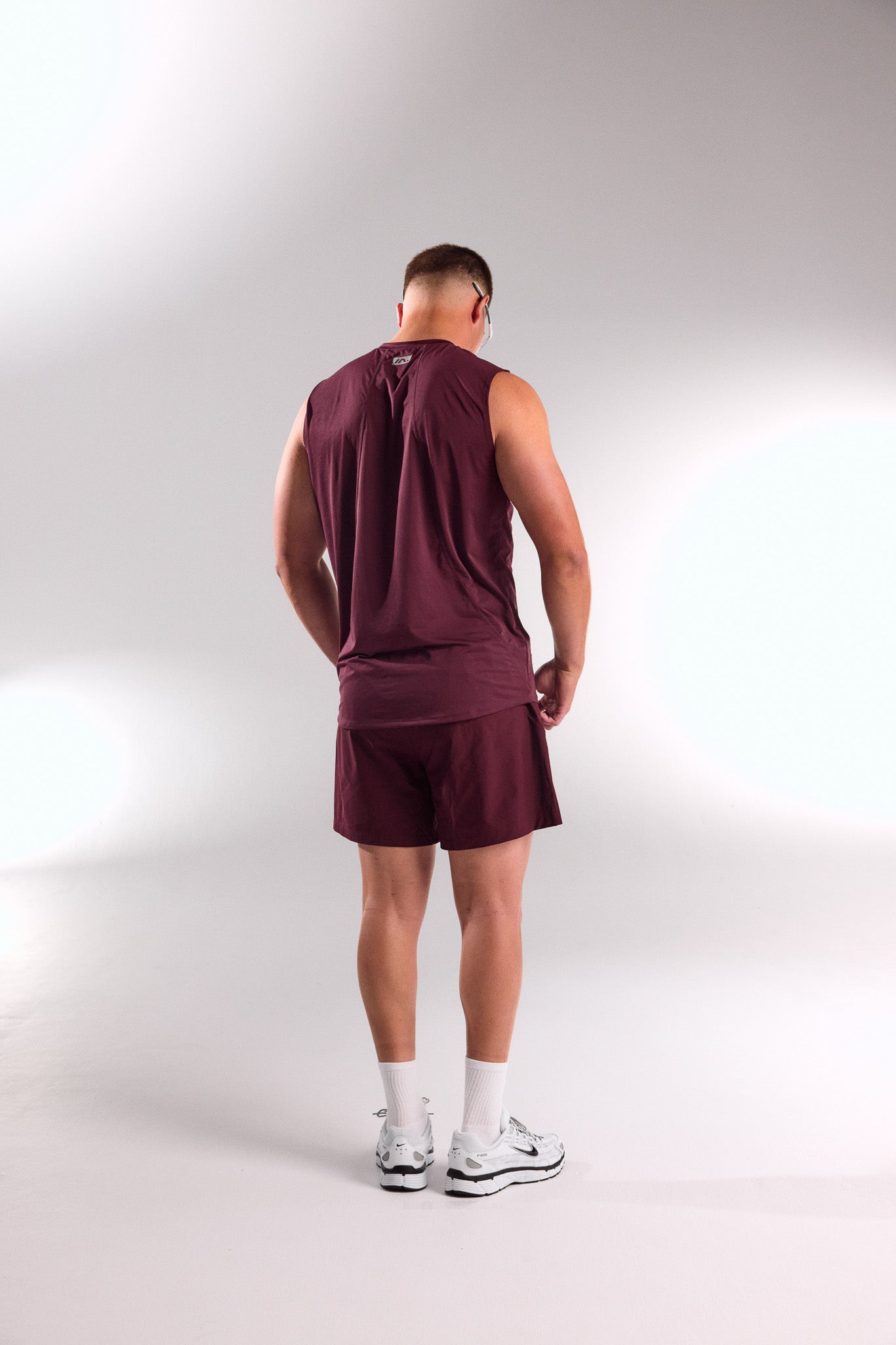 5" TRAINING SHORT MENS DEEP CHERRY
