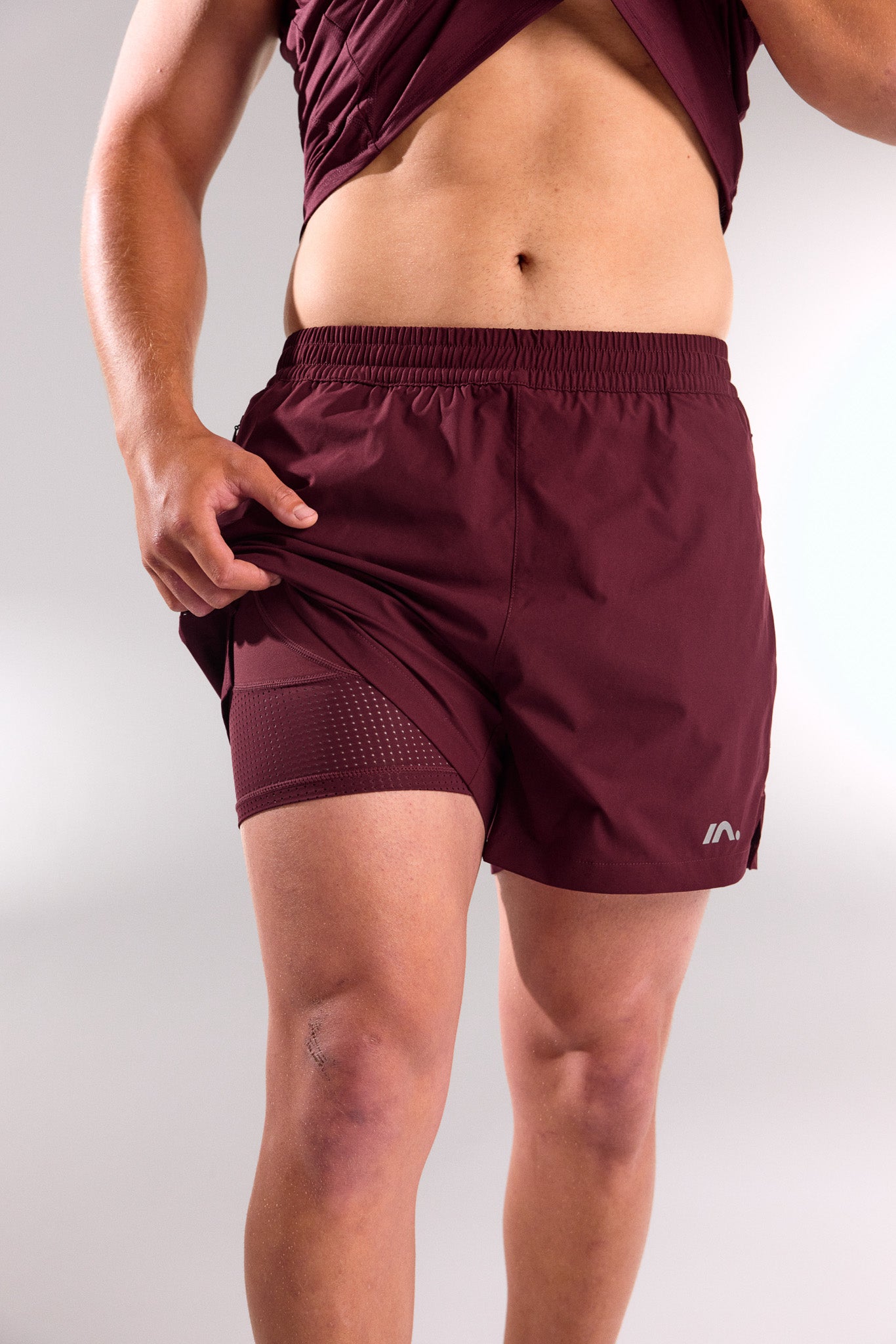5" TRAINING SHORT MENS DEEP CHERRY