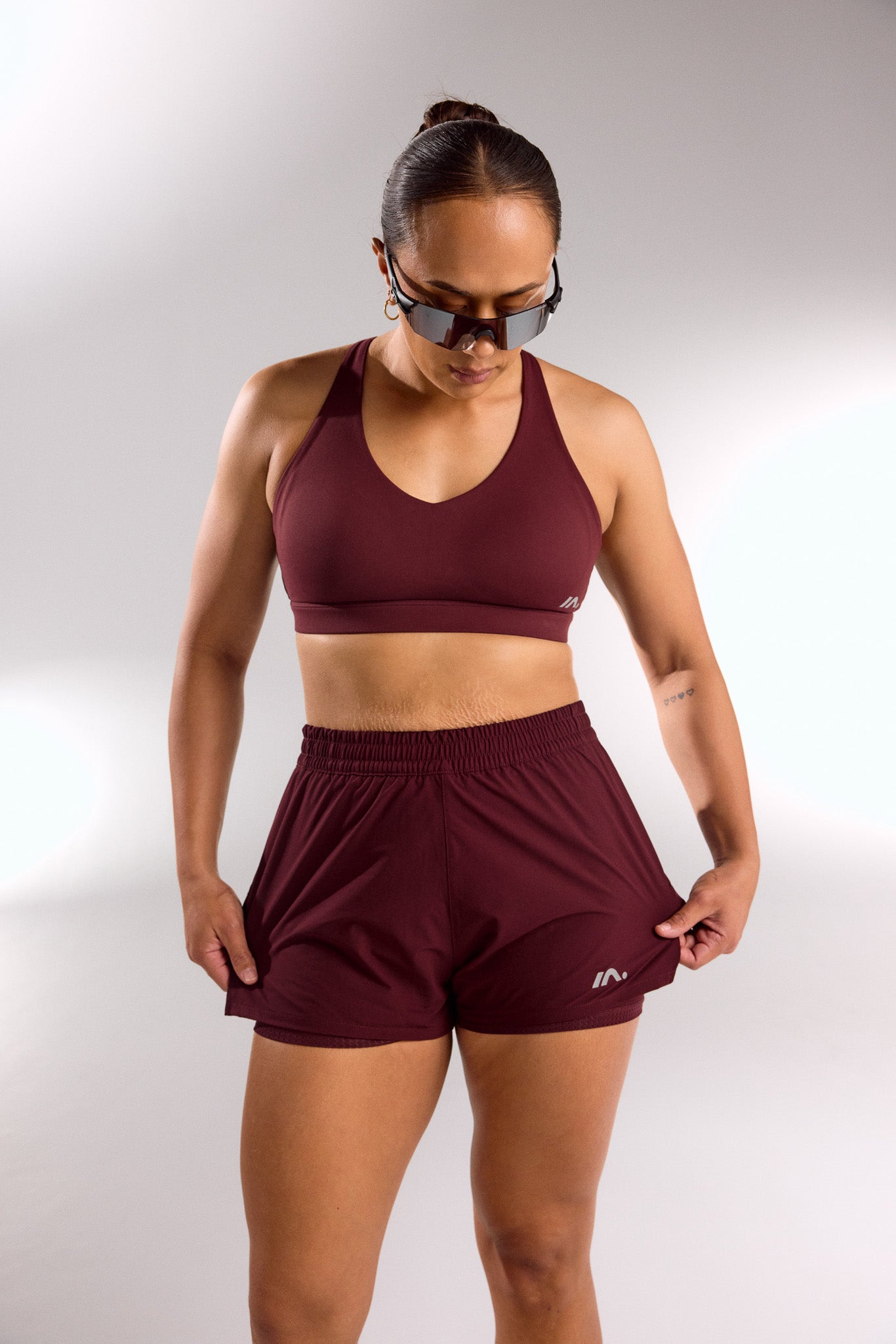 TRAINING SHORT WOMENS DEEP CHERRY
