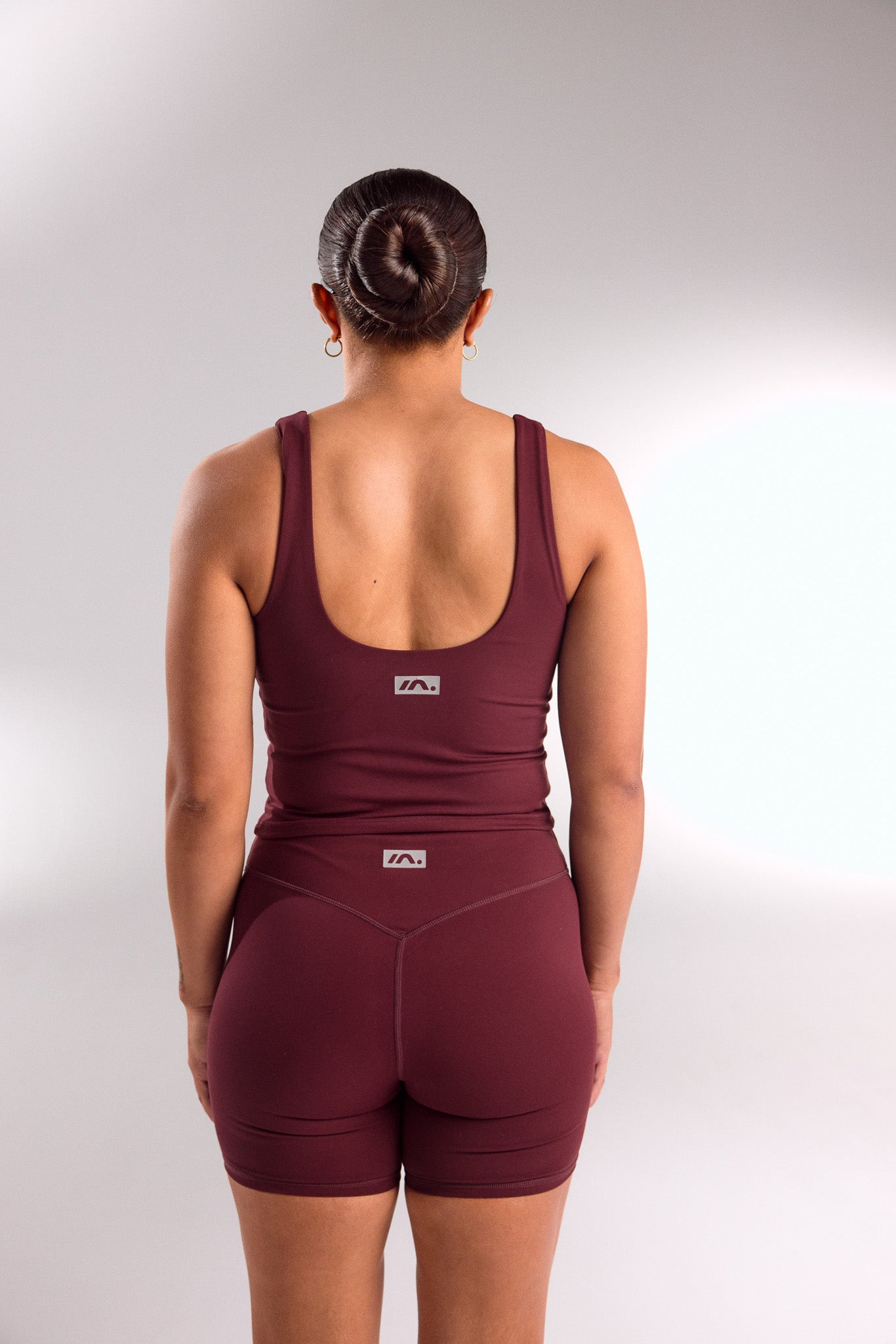 SCULPT TANK DEEP CHERRY
