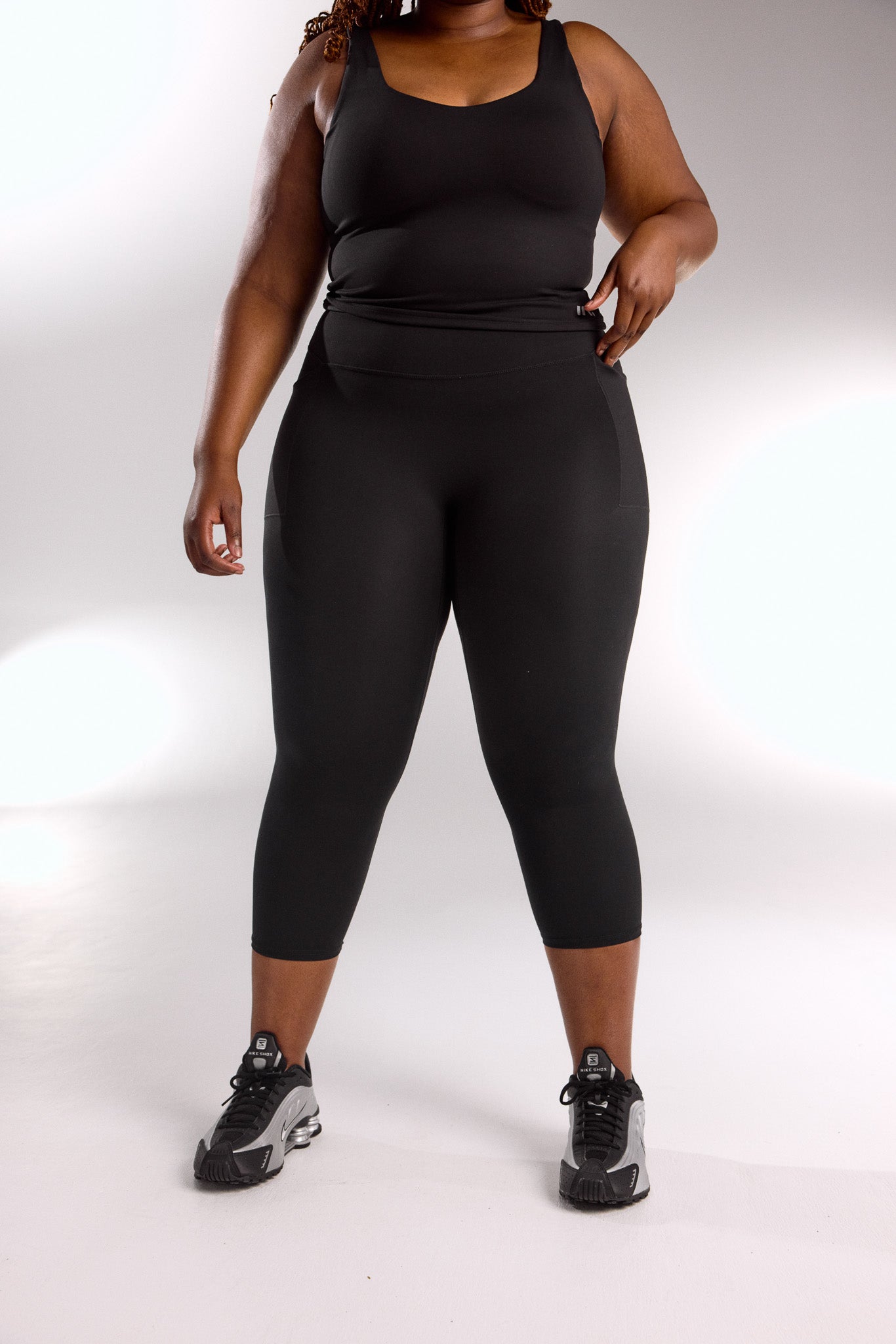 STAPLE W/ POCKET 7/8 LEGGING BLACK