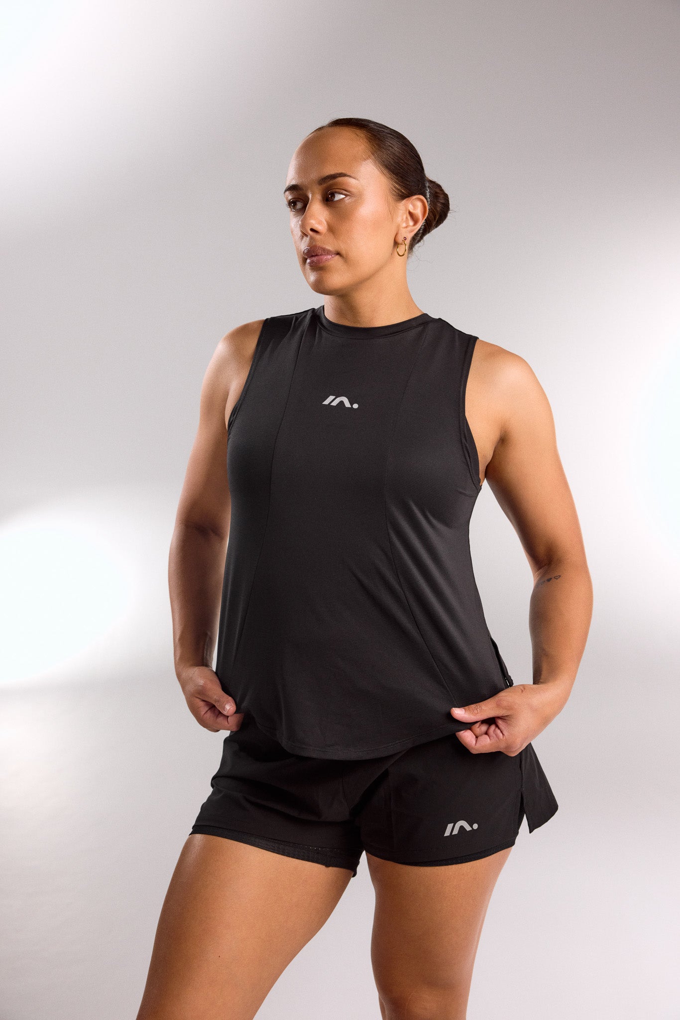 TRAINING TANK WOMENS BLACK