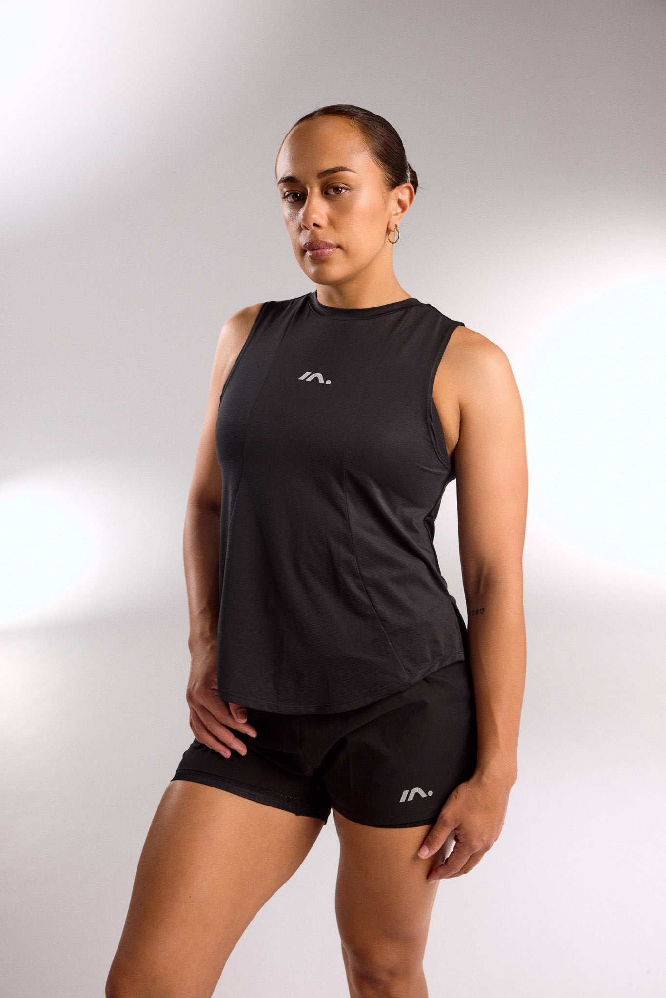 TRAINING TANK WOMENS BLACK