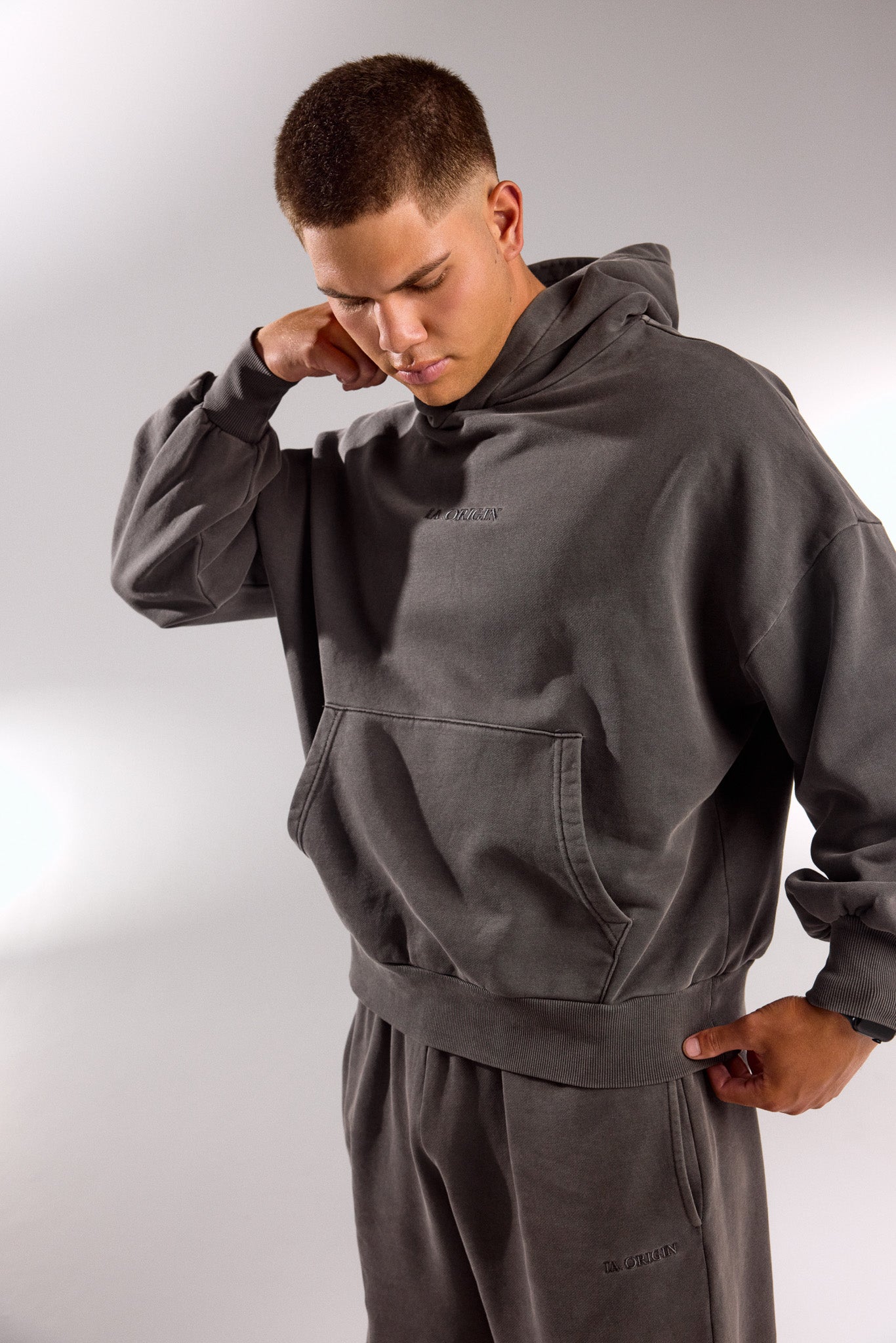 ESSENTIAL OVERSIZED HOODIE STORM – IA.ORIGIN