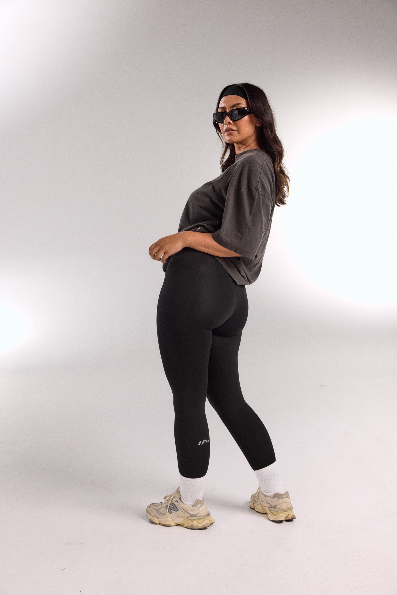 STAPLE W/ POCKET FULL LENGTH LEGGING BLACK
