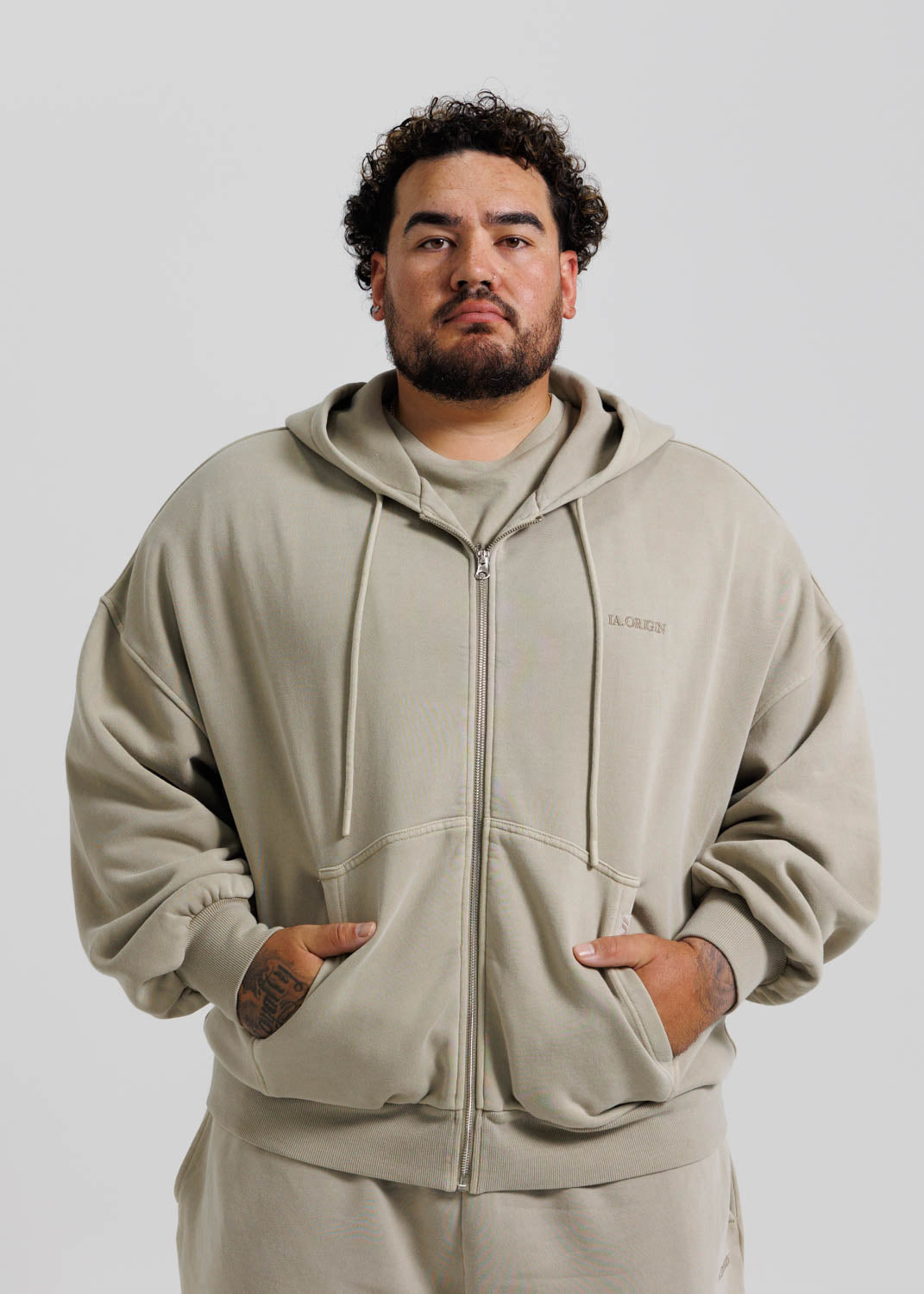 ESSENTIAL OVERSIZED ZIP HOODIE SAND