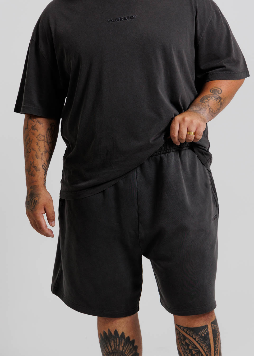 ESSENTIAL TRACK SHORT STORM